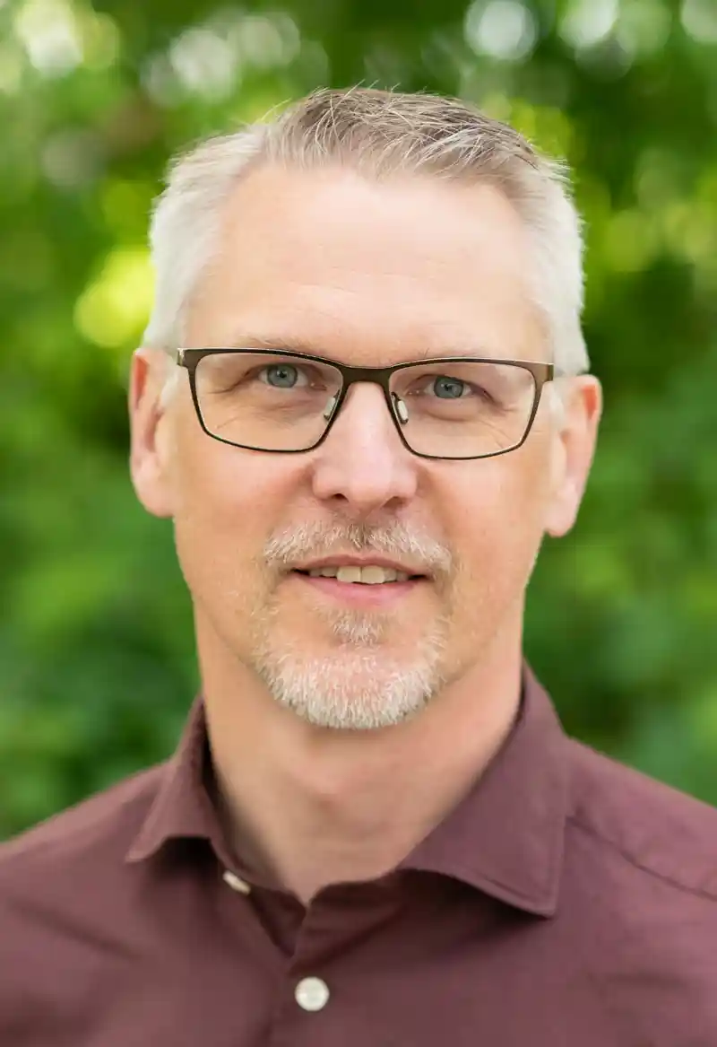 Tobias Leverin, projektledare inom välfärdsteknik